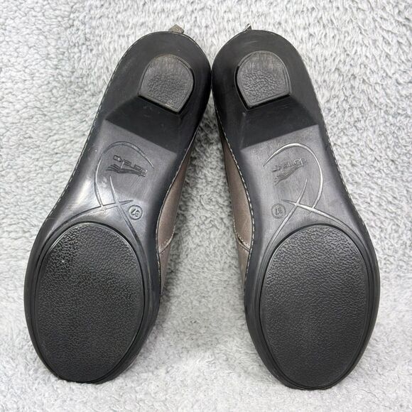 Dansko Bonita Womens Size 37 US 6.5-7 Ankle Booties Gray Leather Cutout Zip - Picture 7 of 9